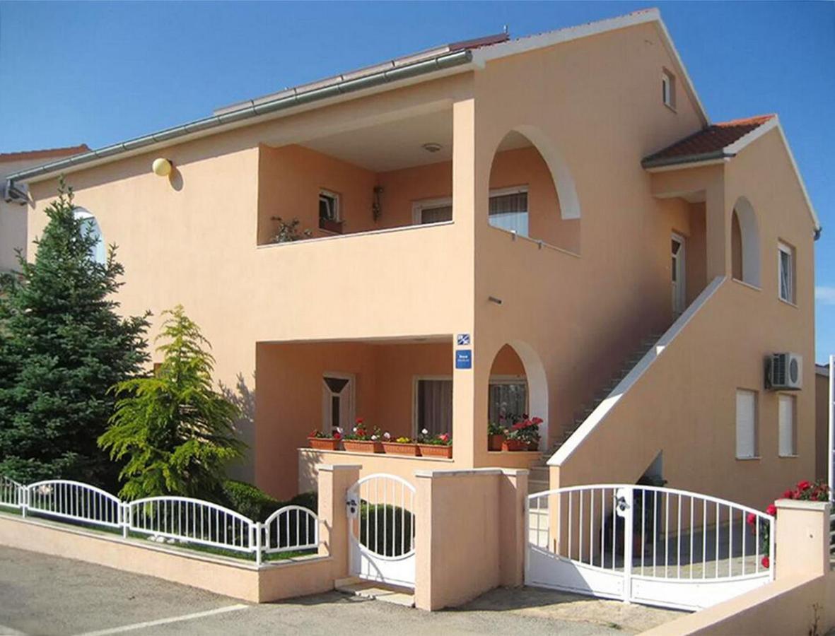 Apartmani Nedoklan Srima Extérieur photo