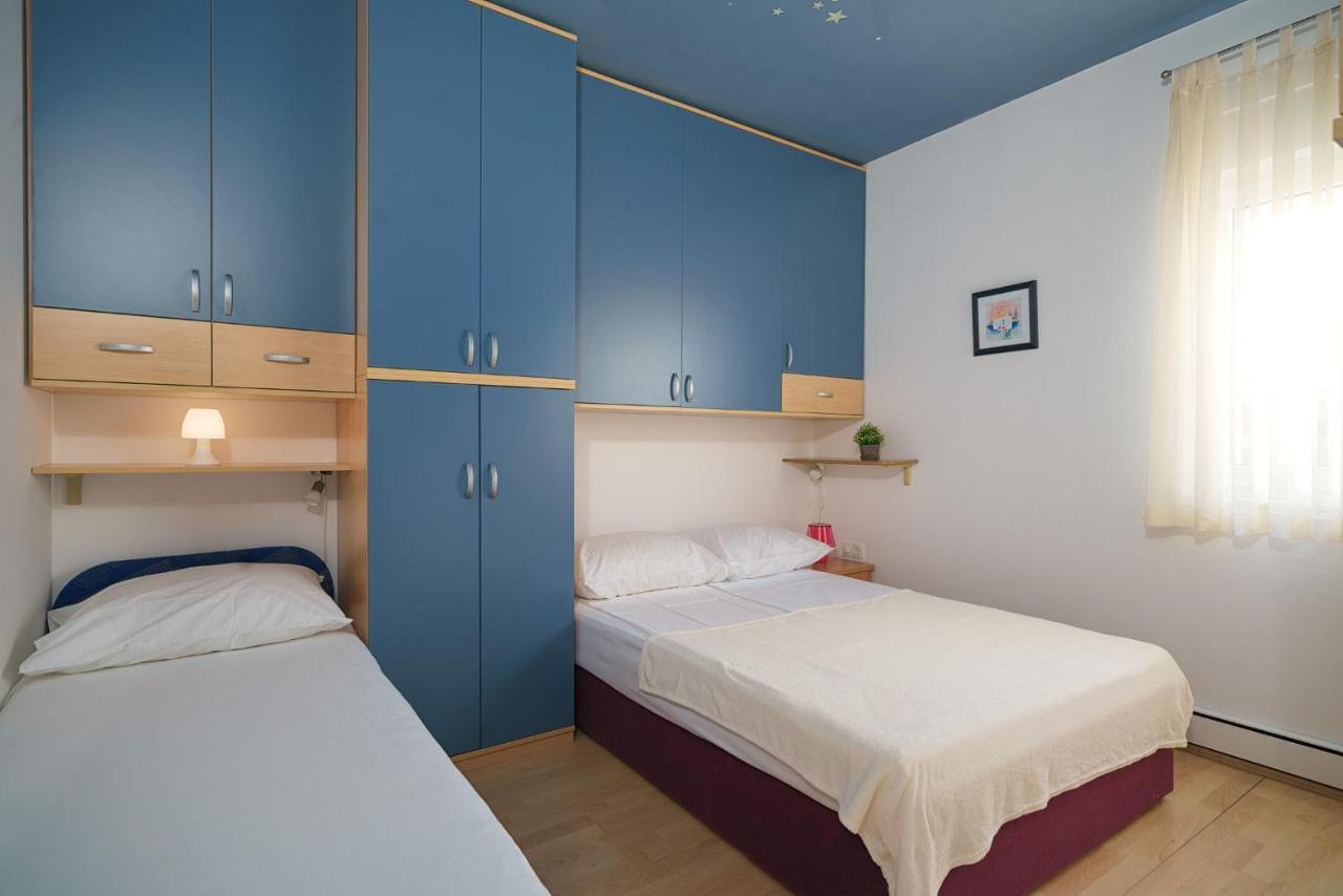 Apartmani Nedoklan Srima Extérieur photo