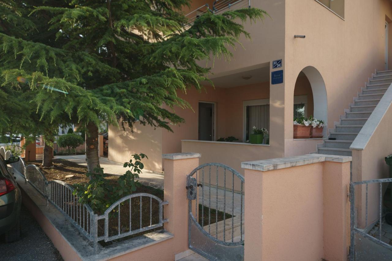 Apartmani Nedoklan Srima Extérieur photo