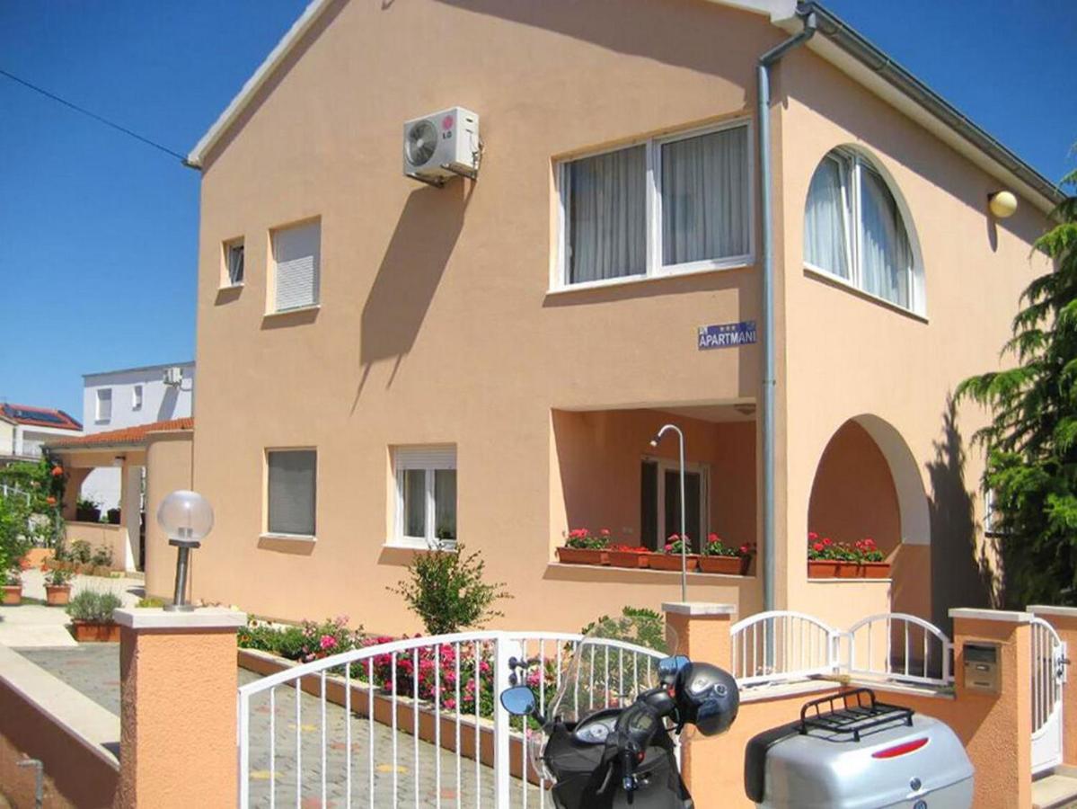 Apartmani Nedoklan Srima Extérieur photo