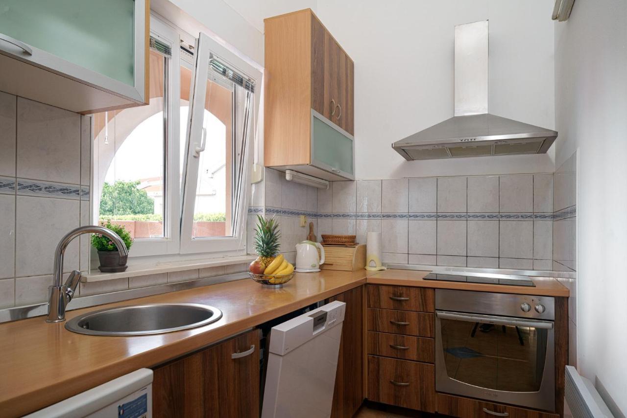 Apartmani Nedoklan Srima Extérieur photo