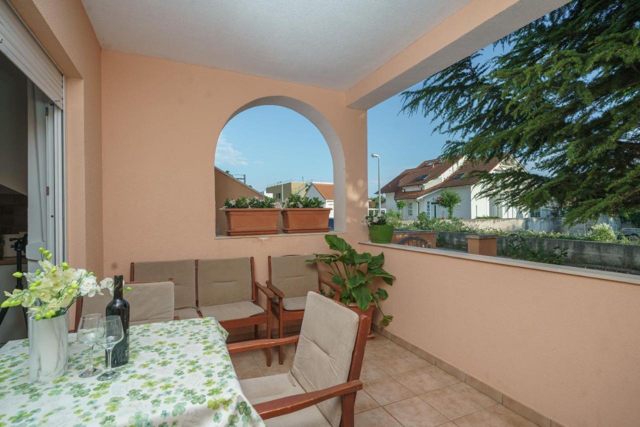 Apartmani Nedoklan Srima Extérieur photo