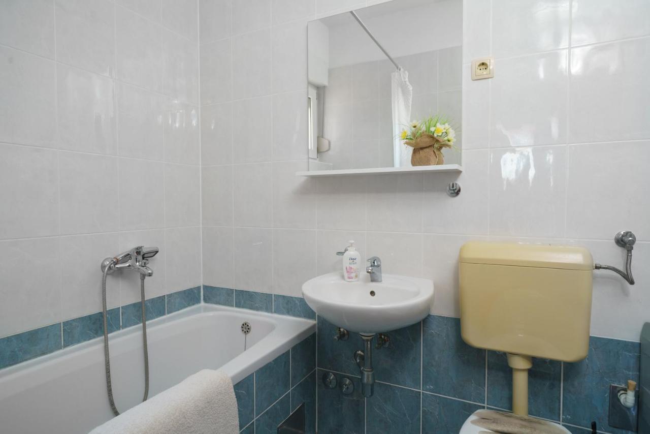 Apartmani Nedoklan Srima Extérieur photo
