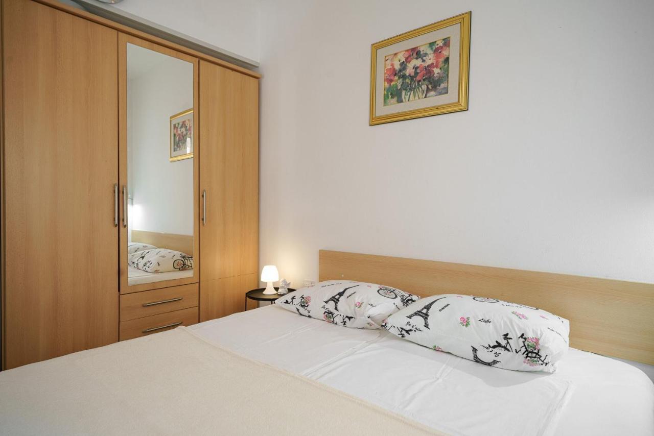 Apartmani Nedoklan Srima Extérieur photo
