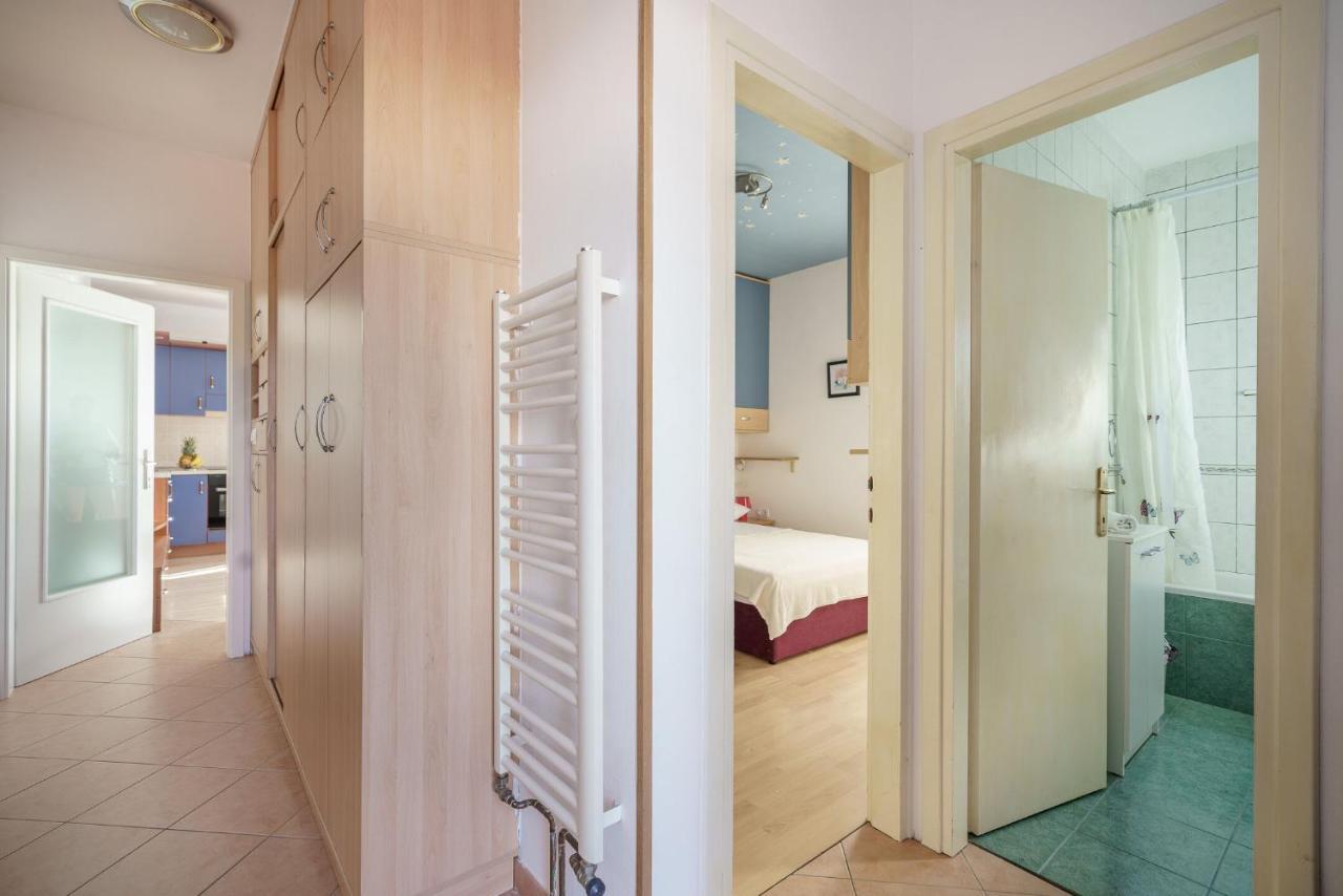Apartmani Nedoklan Srima Extérieur photo